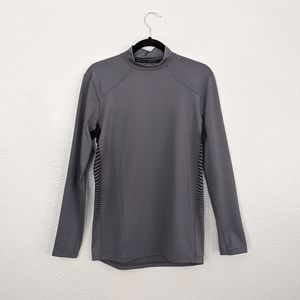 Under Armour Cold Gear Gray Long Sleeve